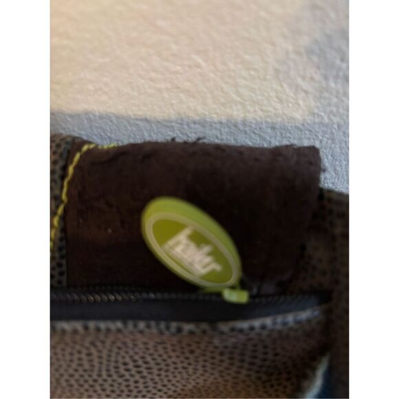 Haiku Leather Messenger Bag - Picture 5 of 7